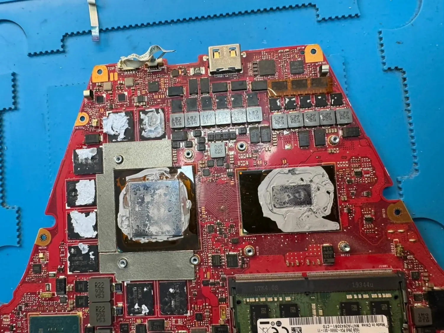 ASUS ROG Zephyrus – Pastă termică uzată