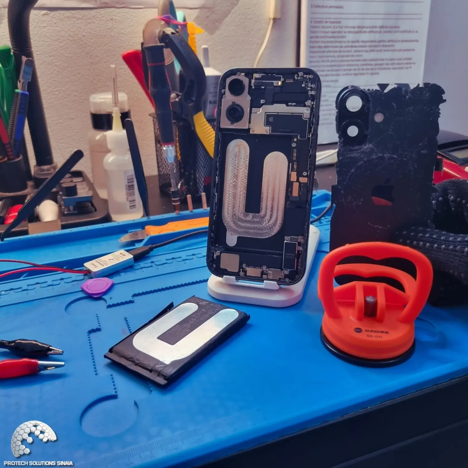 iPhone 16 – În timpul intervenției