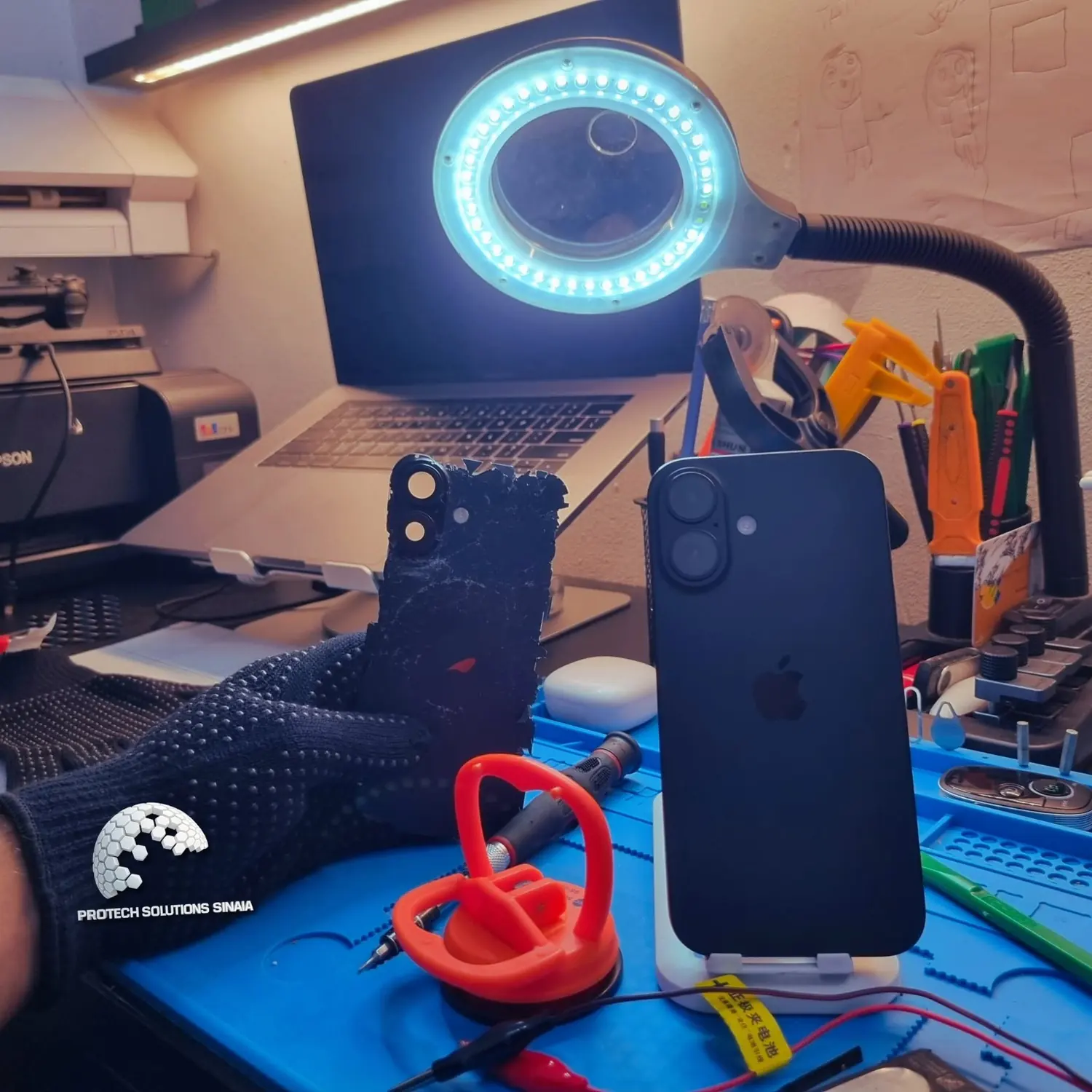 iPhone 16 – Reasamblare finală